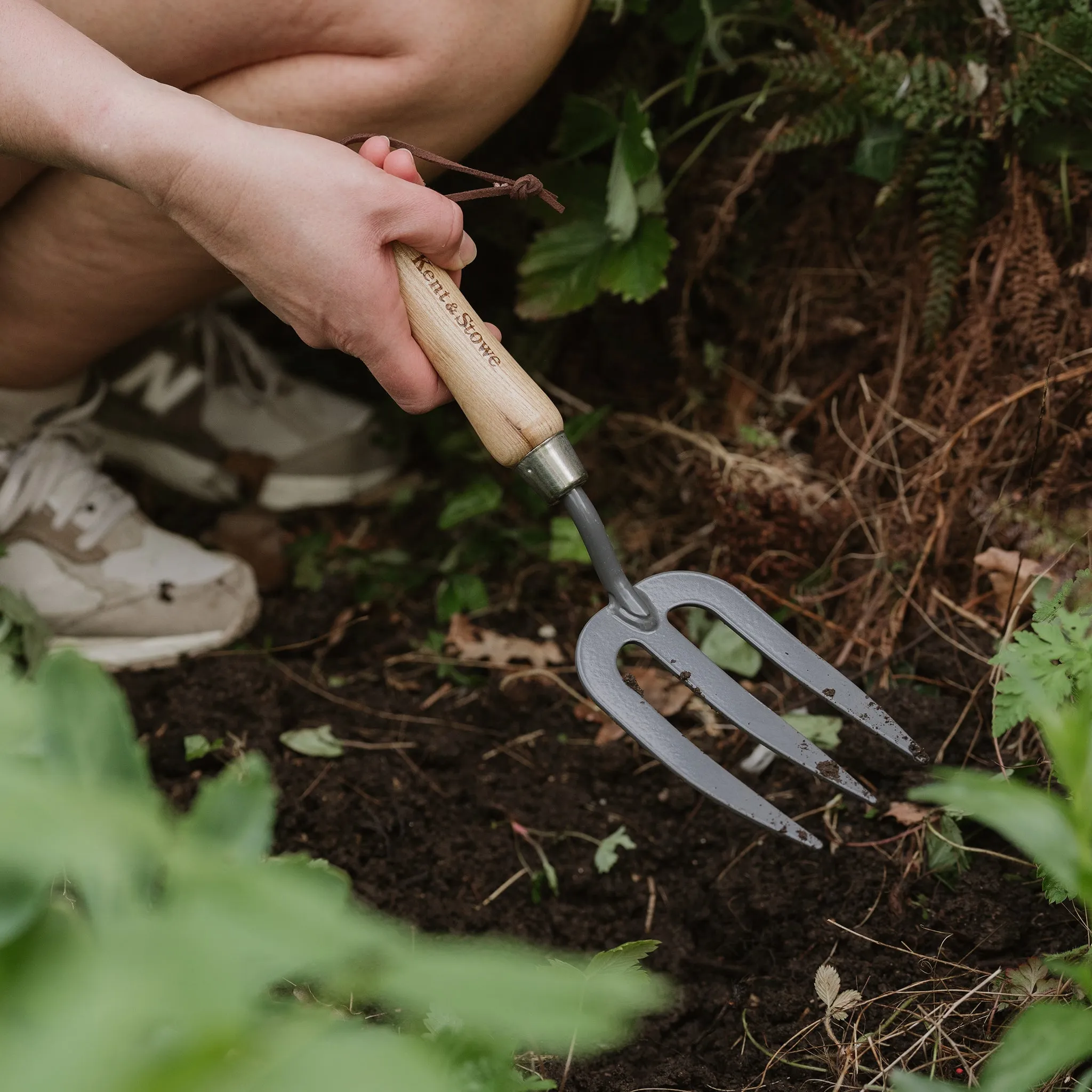 Kent & Stowe Carbon Steel Hand Fork