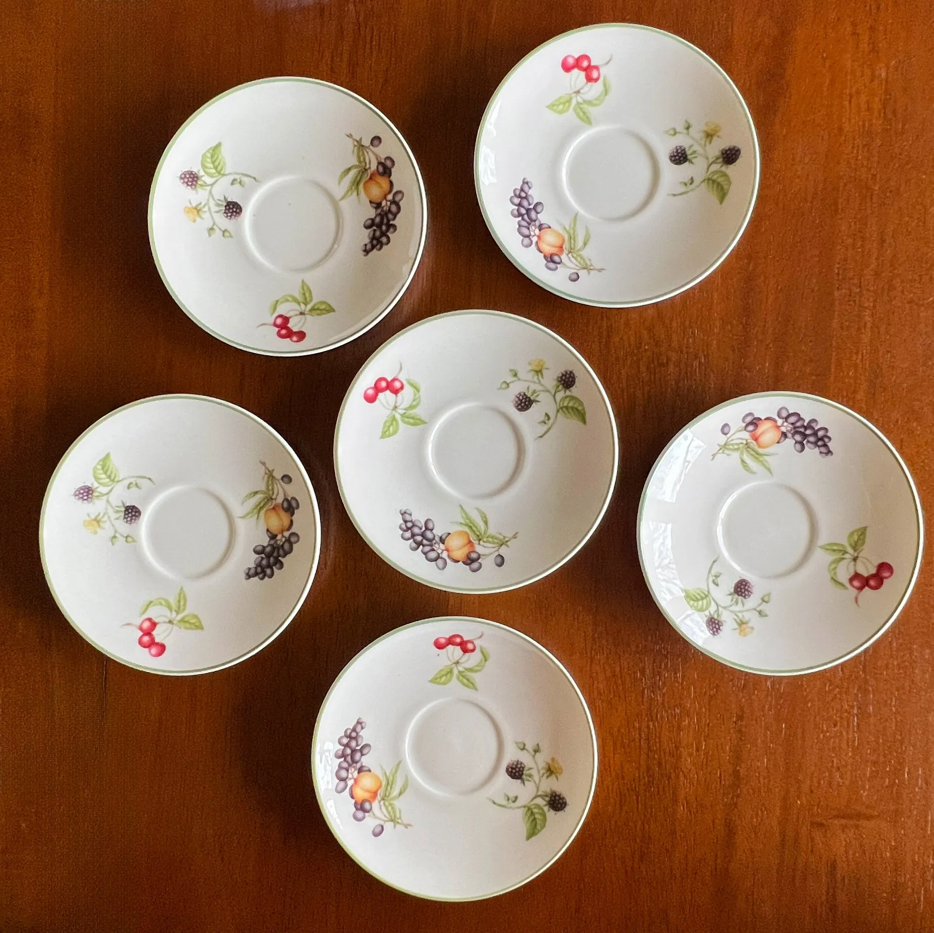 Royal Doulton Ashberry Porcelain Dinnerware Set - Holiday Dinner, Wedding Gift