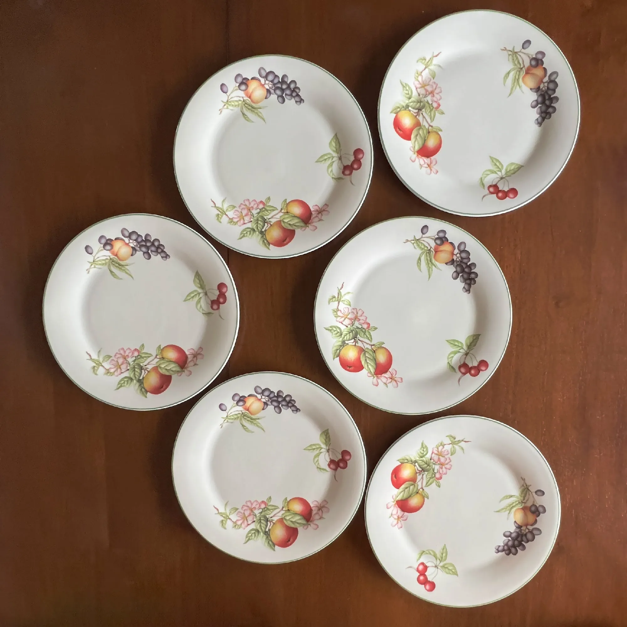 Royal Doulton Ashberry Porcelain Dinnerware Set - Holiday Dinner, Wedding Gift